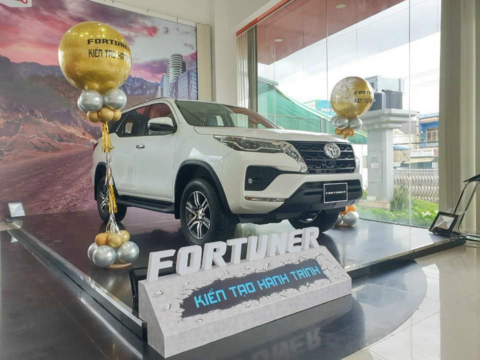 Toyota fortuner 2021